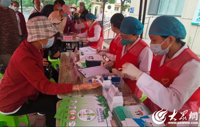 簽而有約，共享健康 東營(yíng)區(qū)中醫(yī)院世界家庭醫(yī)生日義診活動(dòng)紀(jì)實(shí)