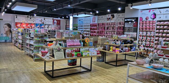 10元百貨店嫁接眼鏡零售 低成本模式下的新藍海與挑戰